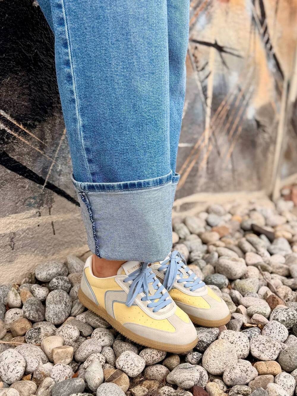 NEW VERBENAS women's sound bralia sneaker in brulee